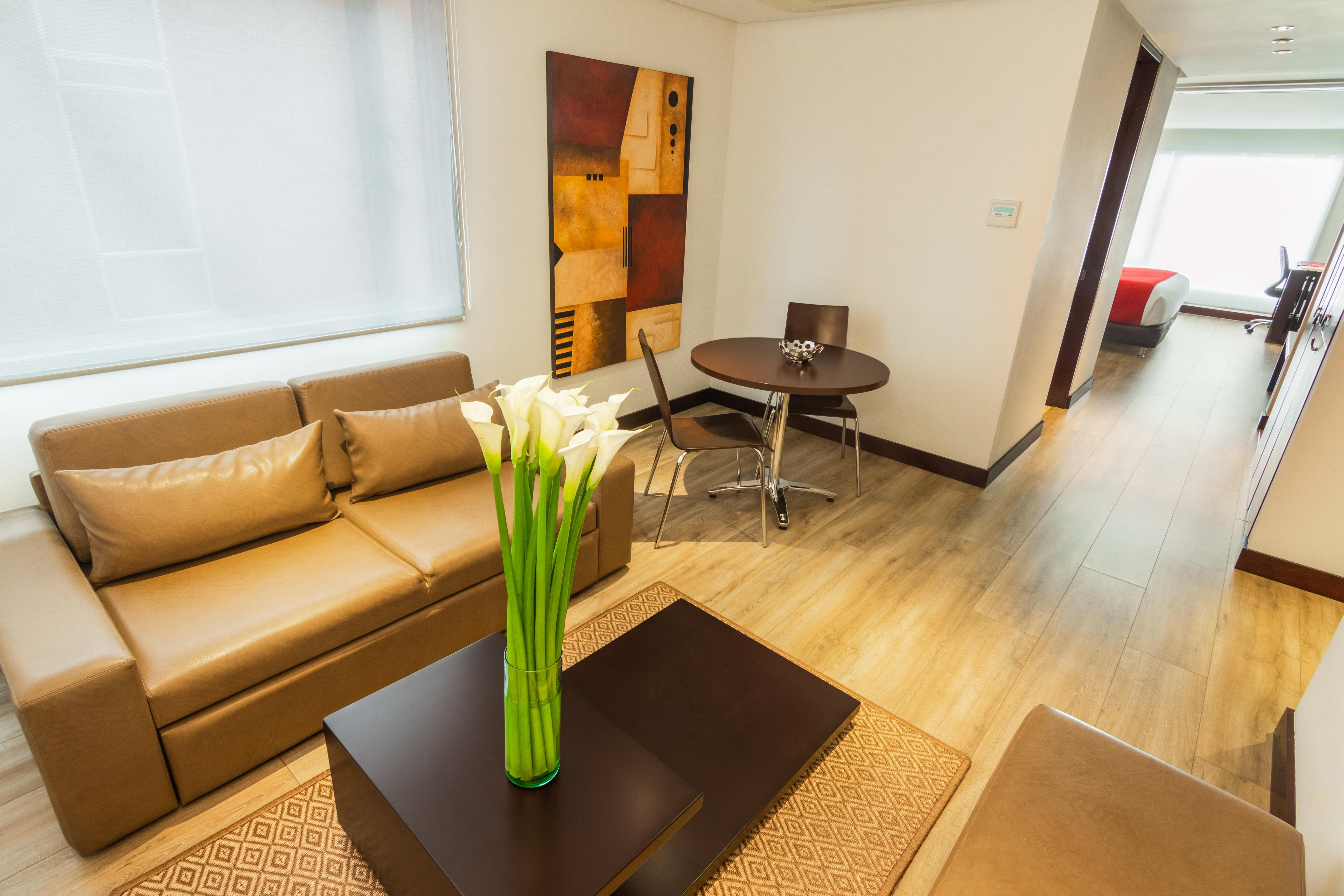 Best Western Plus 93 Park Hotel Bogotá Dış mekan fotoğraf A typical apartment at the hotel