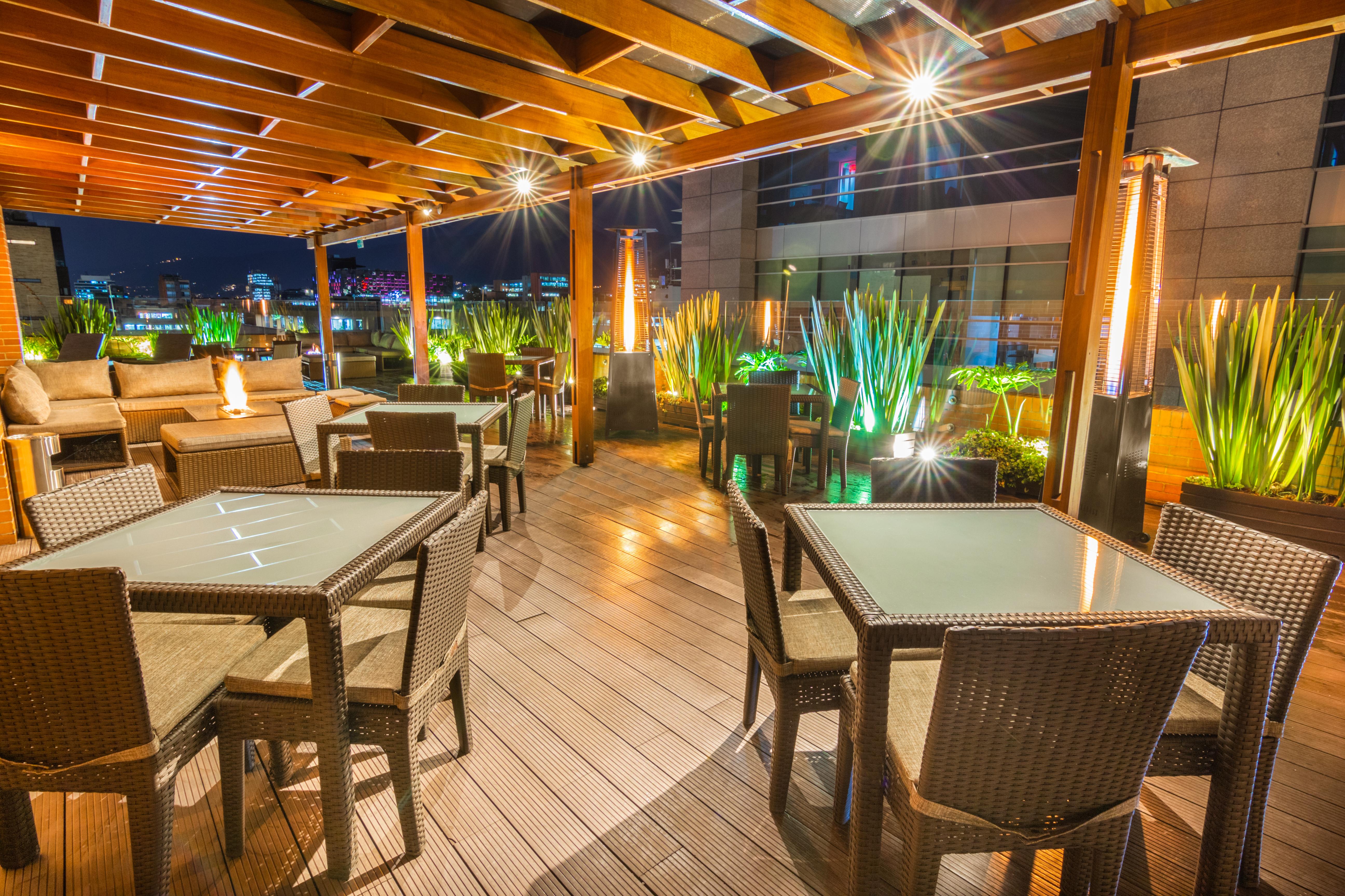 Best Western Plus 93 Park Hotel Bogotá Dış mekan fotoğraf Rooftop bar
