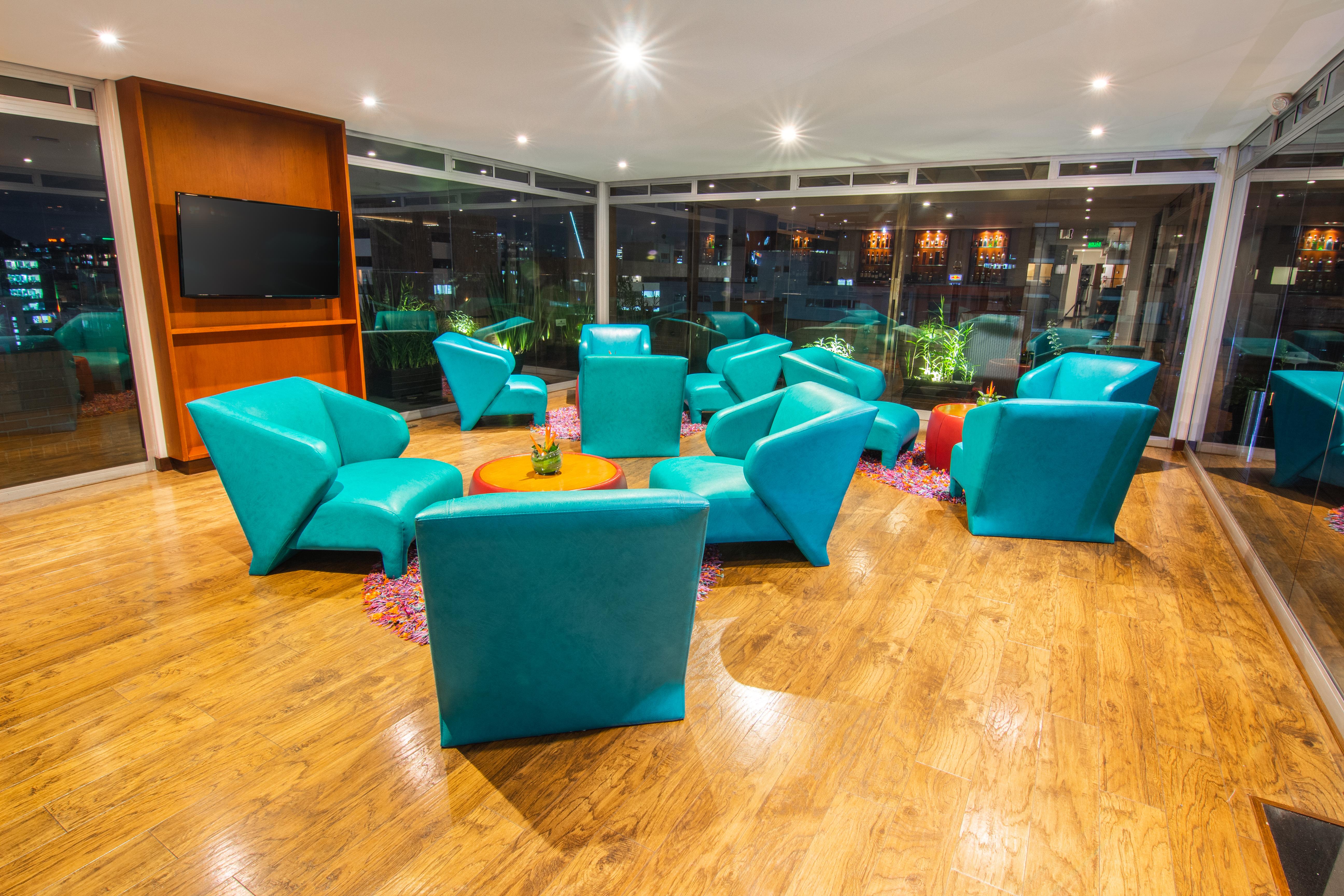 Best Western Plus 93 Park Hotel Bogotá Dış mekan fotoğraf The lounge at the airport