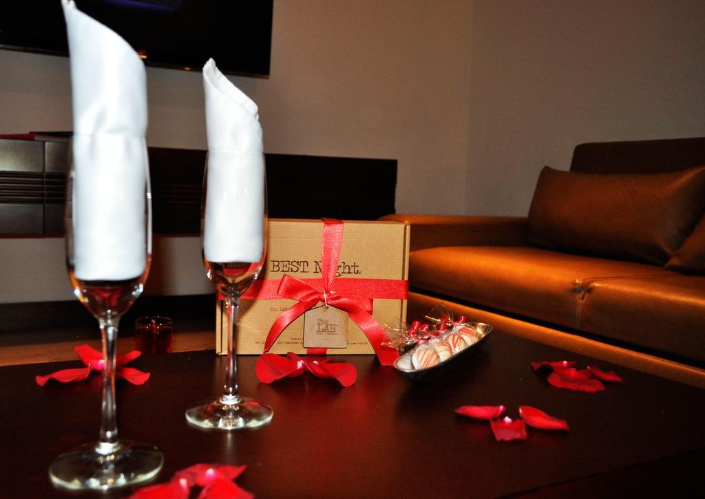 Best Western Plus 93 Park Hotel Bogotá Dış mekan fotoğraf A romantic setting