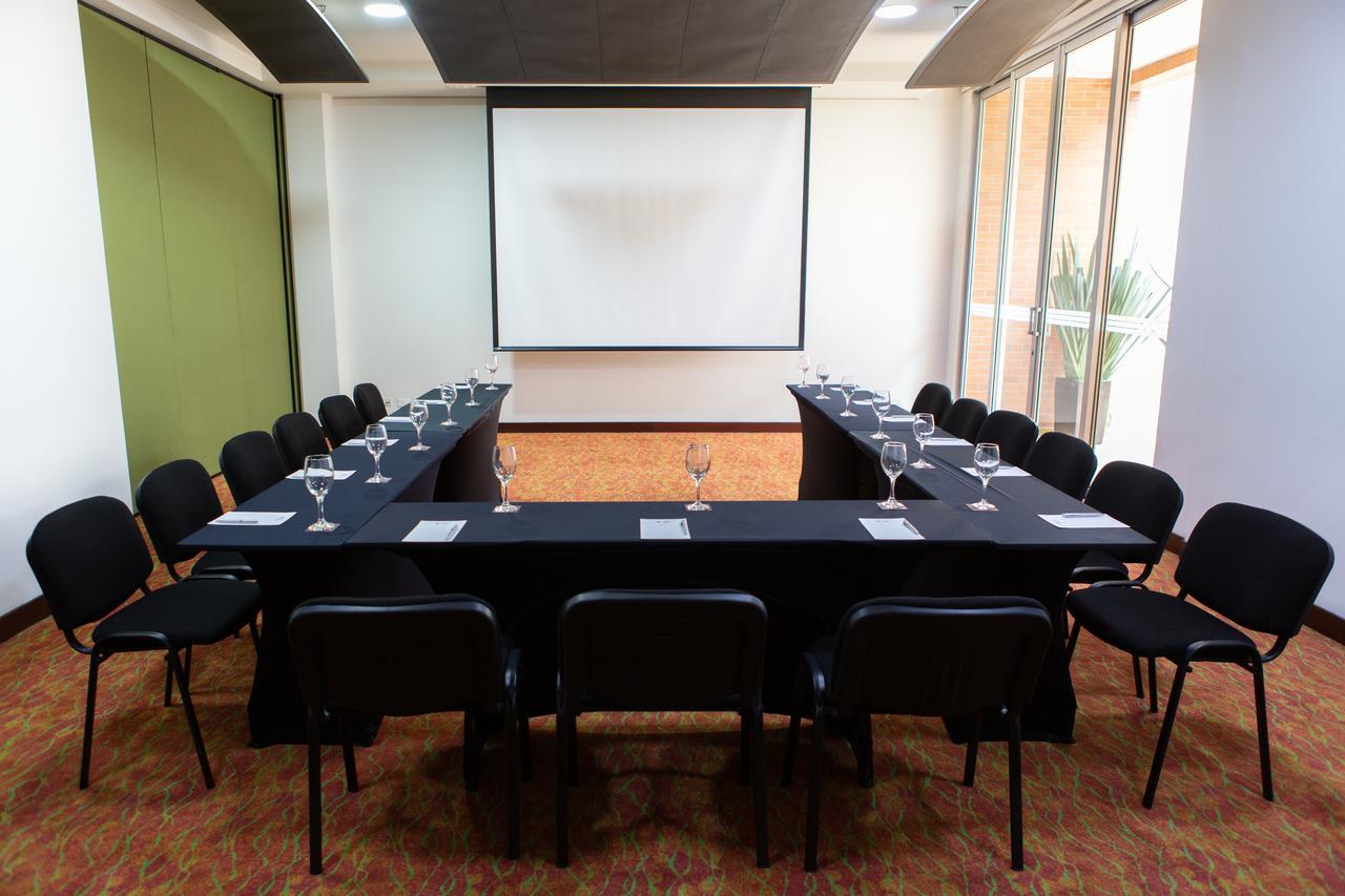 Best Western Plus 93 Park Hotel Bogotá Dış mekan fotoğraf Meeting room